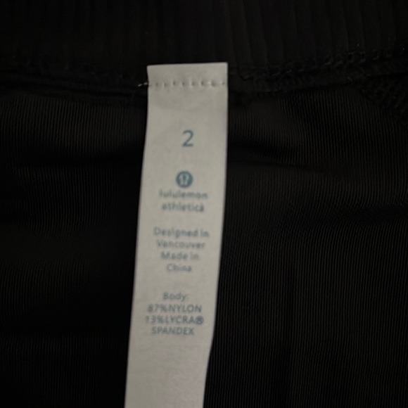 LULULEMON🖤JACKET - Picture 8 of 8